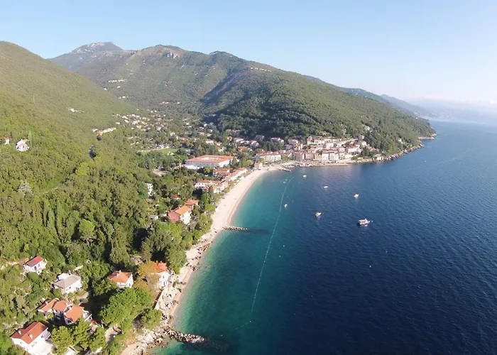 Apartment Blue & Mošćenička Draga